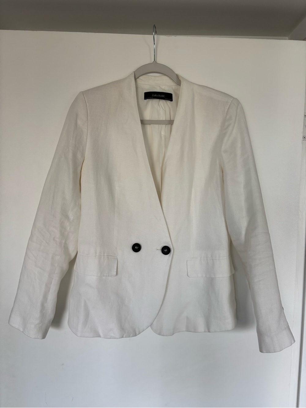 Zara Cream Double-Breasted V-Neck linen Blazer with Dark Buttons